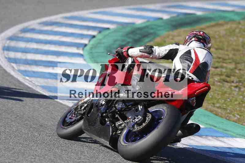 /Archiv-2024/02 29.01.-02.02.2024 Moto Center Thun Jerez/Gruppe rot-red/backside